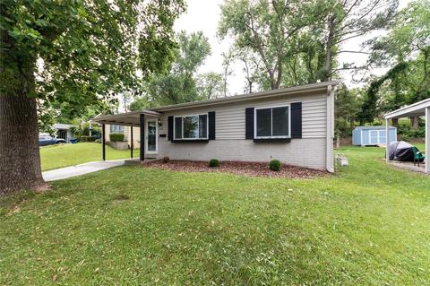 220 Ballwin Ave, Ballwin, MO 63021 photo 1