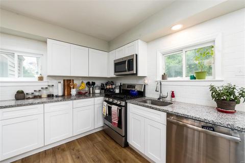 220 Ballwin Ave, Ballwin, MO 63021 photo 4