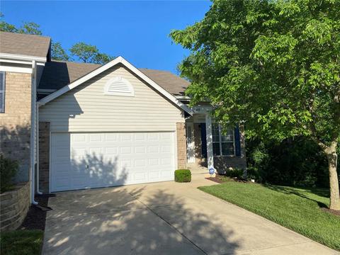 1386 Parkview Estates Dr, Ellisville, MO 63021 photo 1