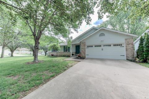 2932 White Stable Dr, O'fallon, MO 63368 photo 1