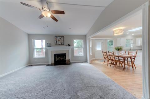 2932 White Stable Dr, O'fallon, MO 63368 photo 5