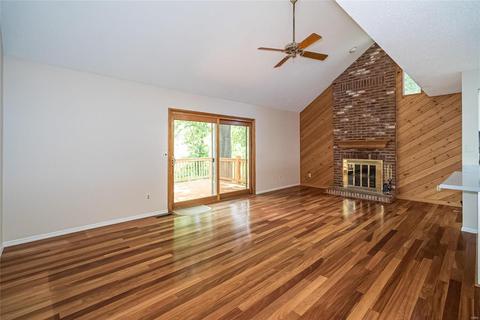 1665 Country Hill Ln, Manchester, MO 63021 photo 2