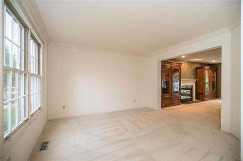 2570 Dunmore Cir, O'fallon, MO 63368 photo 9