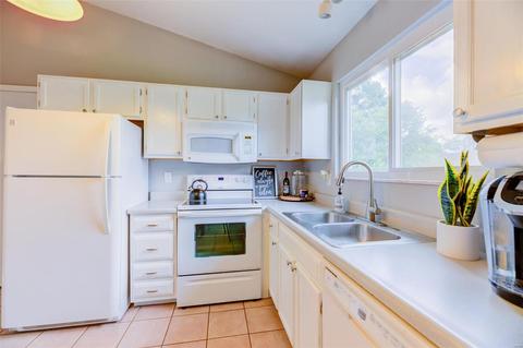 14 Mary Beth Ct, O'fallon, MO 63368 photo 8