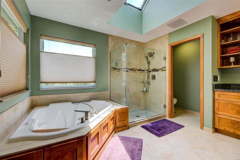 819 Timber Glen Ln, Ballwin, MO 63021 photo 8