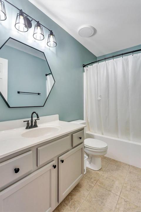 302 Estate Dr, O'fallon, MO 63366 photo 22
