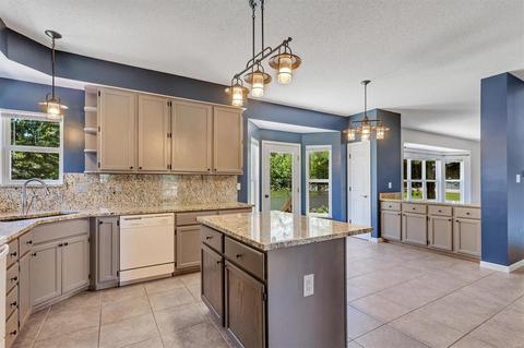 302 Estate Dr, O'fallon, MO 63366 photo 11