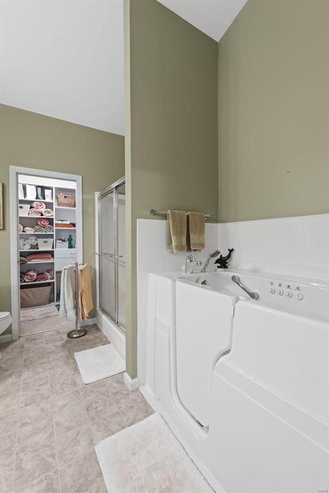 1706 Diamond Rdg, O'fallon, MO 63366 photo 16