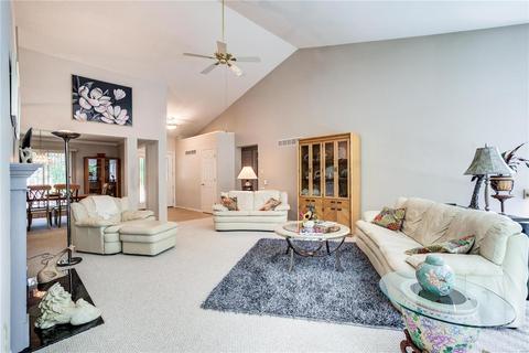 761 Charleston Oaks Dr, Ballwin, MO 63021 photo 2