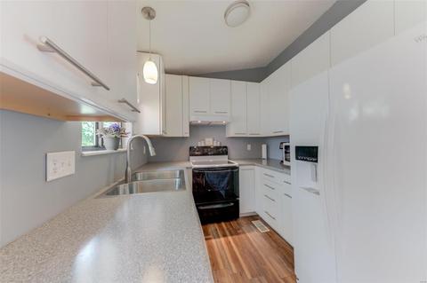 1326 Great Warrior Dr, O'fallon, MO 63366 photo 7