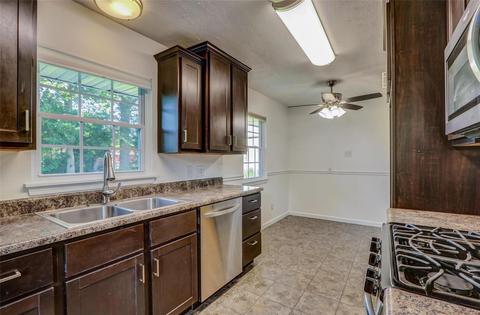 112 Saint Joseph Ave, O'fallon, MO 63366 photo 12