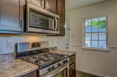 112 Saint Joseph Ave, O'fallon, MO 63366 photo 16