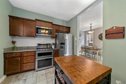 4931 Gresham Ave, Saint Louis, MO 63109 photo 10