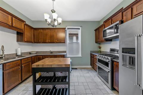 4931 Gresham Ave, Saint Louis, MO 63109 photo 9