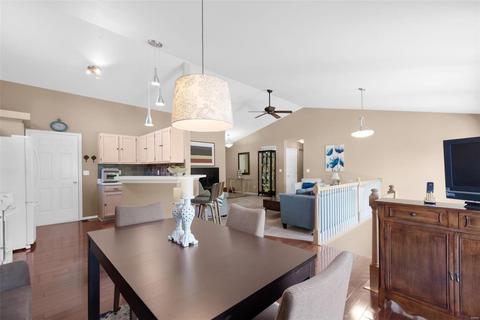 14 Royallridge Ct, O'fallon, MO 63368 photo 8