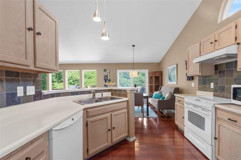 14 Royallridge Ct, O'fallon, MO 63368 photo 13