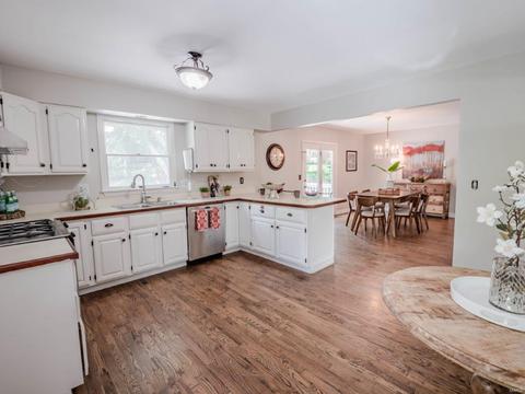 29 Forest Ln, O'fallon, MO 63366 photo 2