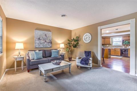 910 Saint Paul Ln, O'fallon, MO 63366 photo 3