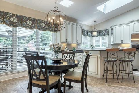 181 Portmarnock Ln, Weldon Spring, MO 63304 photo 19