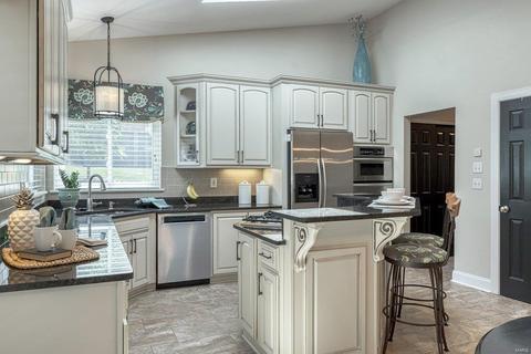 181 Portmarnock Ln, Weldon Spring, MO 63304 photo 21