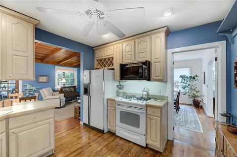 1245 Brookside Dr, Glendale, MO 63122 photo 6