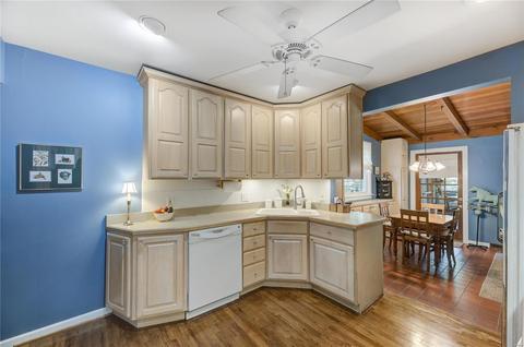 1245 Brookside Dr, Glendale, MO 63122 photo 5