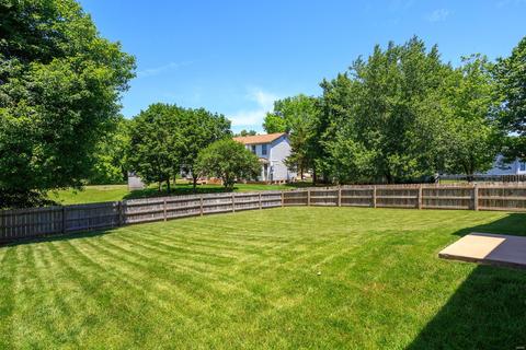 2571 Barrett Place Dr, Ballwin, MO 63021 photo 16