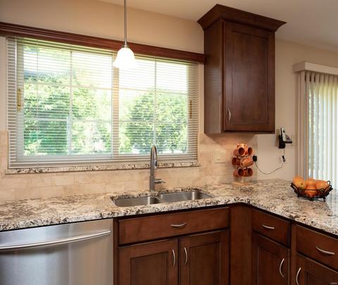 2571 Barrett Place Dr, Ballwin, MO 63021 photo 8