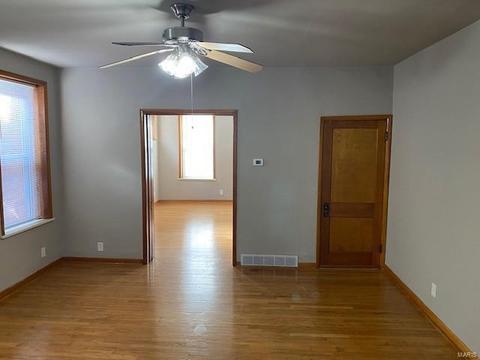 561 Eiler St, Saint Louis, MO 63111 photo 16