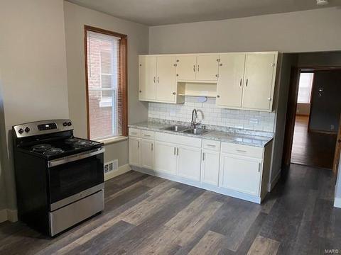 561 Eiler St, Saint Louis, MO 63111 photo 2