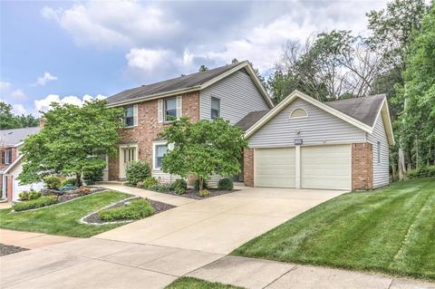 1586 Carman Valley Dr, Ballwin, MO 63021 photo 1