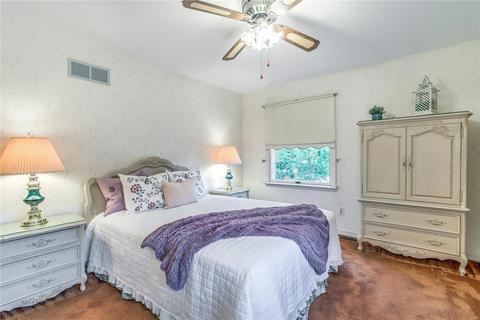 1586 Carman Valley Dr, Ballwin, MO 63021 photo 26