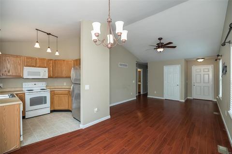 1533 Batters Box Dr, O'fallon, MO 63366 photo 5