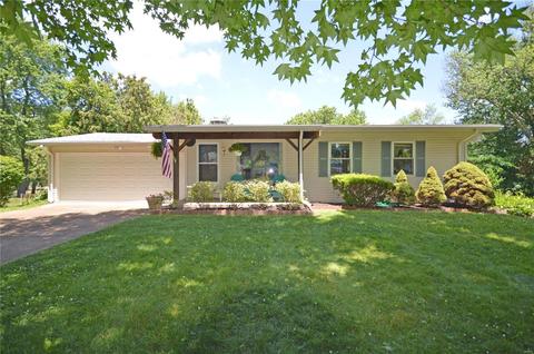 621 Old Ballwin Rd, Ballwin, MO 63021 photo 1