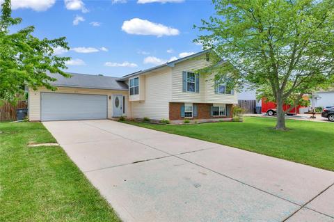 611 Durango Dr, O'fallon, MO 63368 photo 2