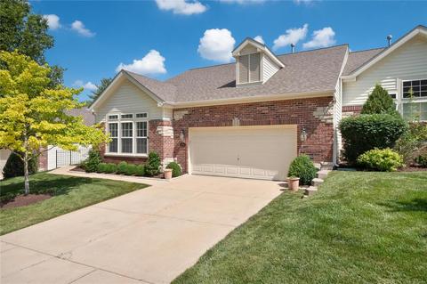 1541 Dietrich Place Ct, Ballwin, MO 63021 photo 2