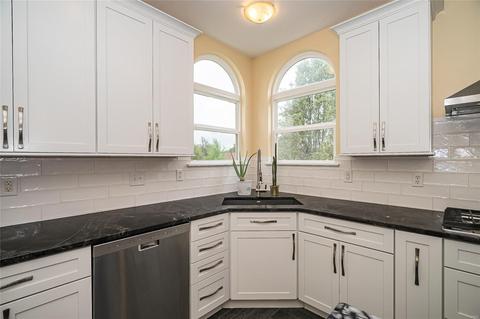 1217 Arbor Bluff Cir, Ballwin, MO 63021 photo 21