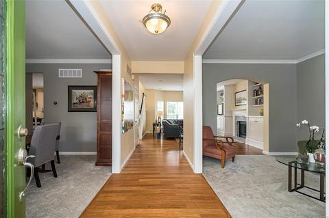 1217 Arbor Bluff Cir, Ballwin, MO 63021 photo 4