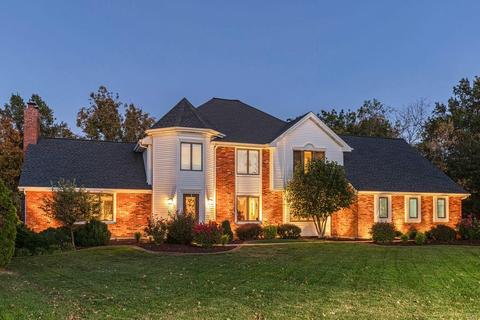 987 Whitmoor Dr, Weldon Spring, MO 63304 photo 1