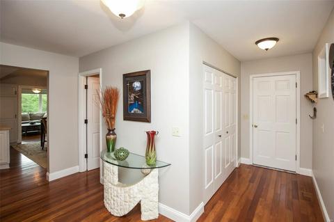 3 Dixie Way, Saint Charles, MO 63303 photo 8
