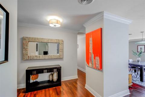 512 Iron Lantern Dr, Ballwin, MO 63011 photo 3