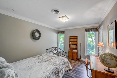 512 Iron Lantern Dr, Ballwin, MO 63011 photo 13