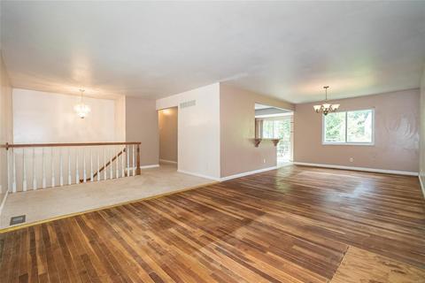 394 Genoa Dr, Ballwin, MO 63021 photo 7