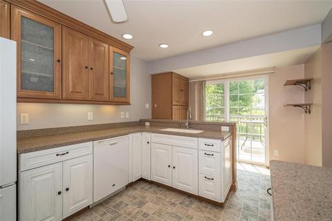 394 Genoa Dr, Ballwin, MO 63021 photo 17