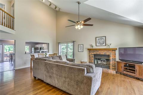 1028 Oak Glen Cir, Ballwin, MO 63021 photo 4