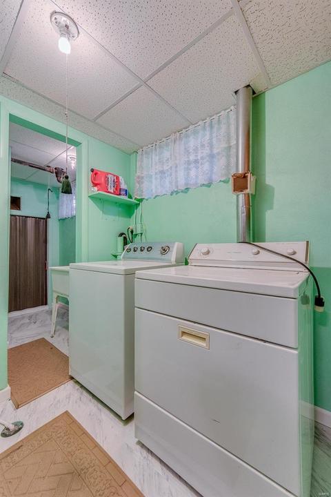 623 Old Ballwin Rd, Ballwin, MO 63021 photo 53