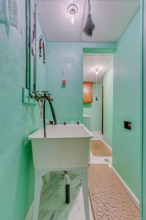 623 Old Ballwin Rd, Ballwin, MO 63021 photo 54