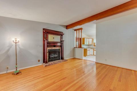 623 Old Ballwin Rd, Ballwin, MO 63021 photo 11
