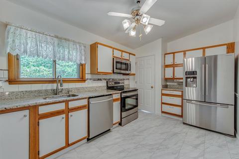 623 Old Ballwin Rd, Ballwin, MO 63021 photo 12