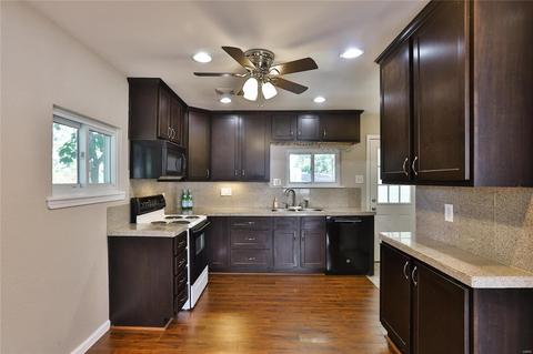 218 Lindy Blvd, Ballwin, MO 63021 photo 8